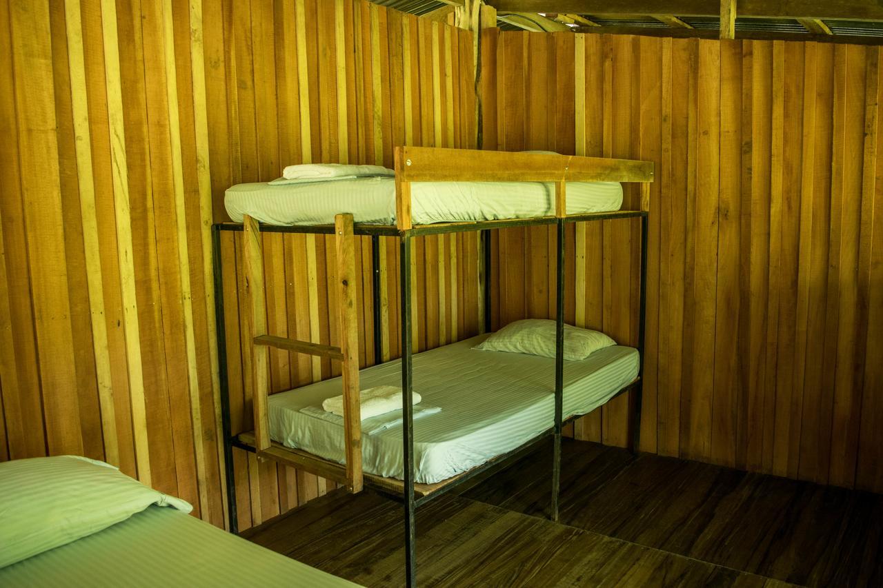 Albergue La Laguna Puerto Jiménez Zewnętrze zdjęcie